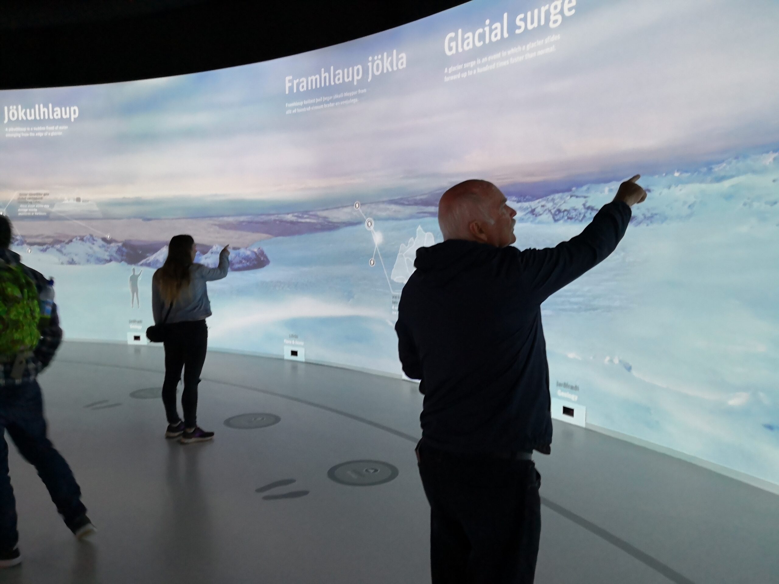 Schermi interattivi per esperienze didattiche immersive
