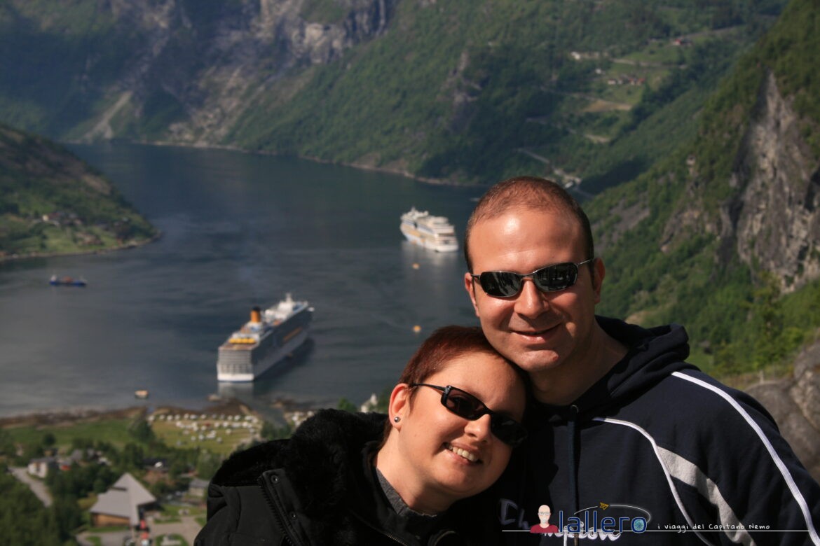 La vista sul fiordo di Geiranger dal promontorio di Dalsnibba