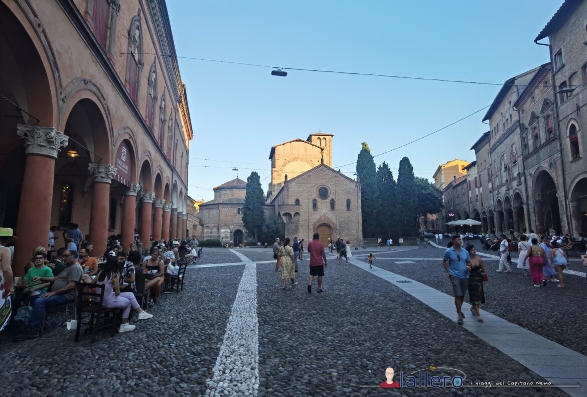 L'ingresso alla Basilica di Santo Stefano