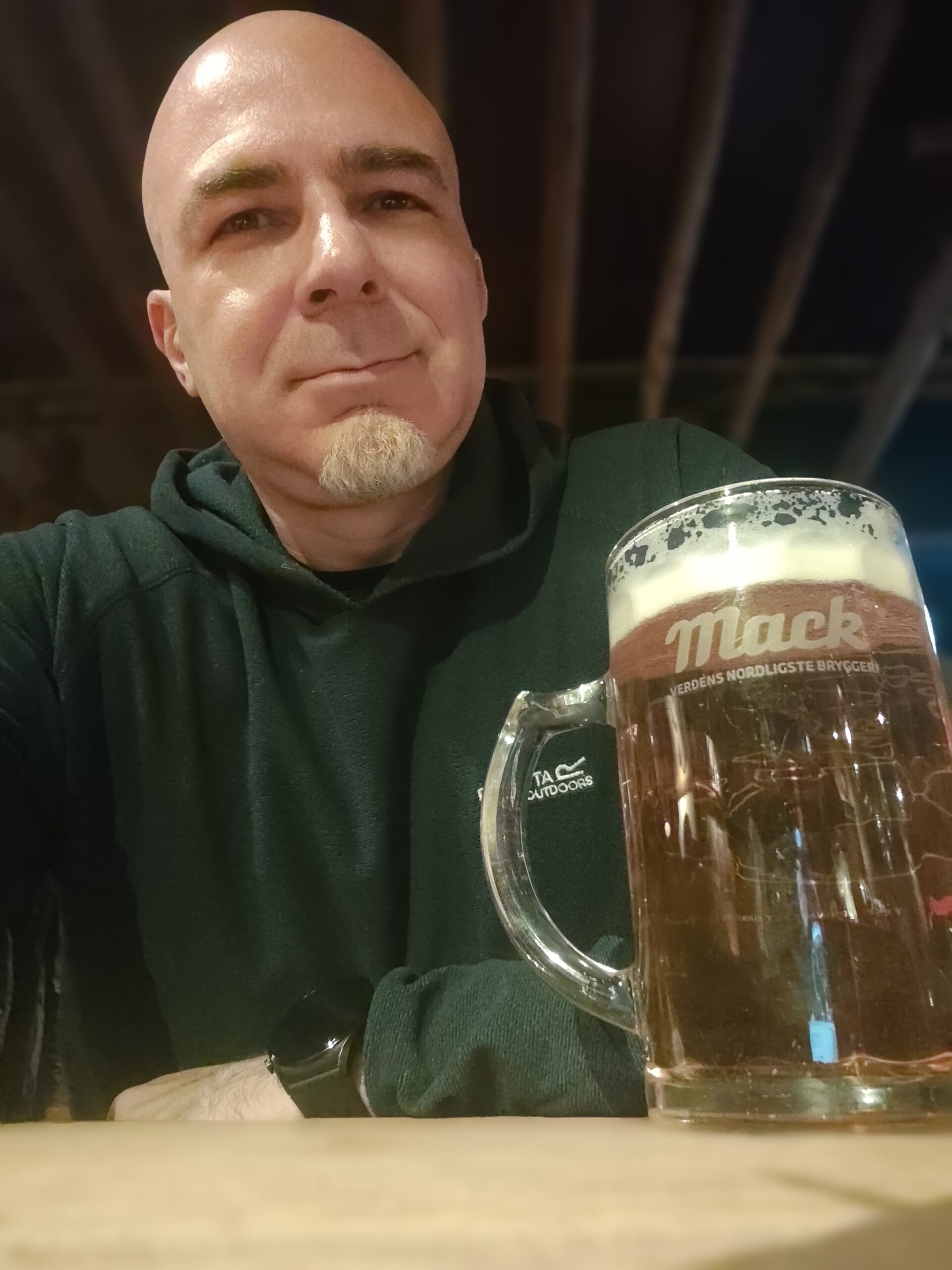 L'immancabile Mack, la birra di Tromsø.